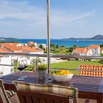 Seaview Tihi Ii *