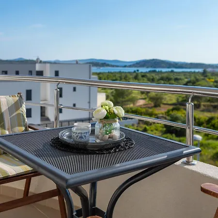Seaview Tihi Ii